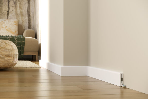 põrandaliist pf060 (ral9003), liistupood, liistud, põrandaliistud, kulumiskindlad liistud, tugevad liistud, parimad liistud